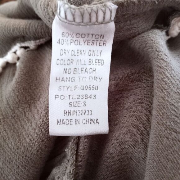 BOMBSHELLS ARMY GREEN &WHITE LACE DRESS SZ.S EUC - Picture 8 of 8